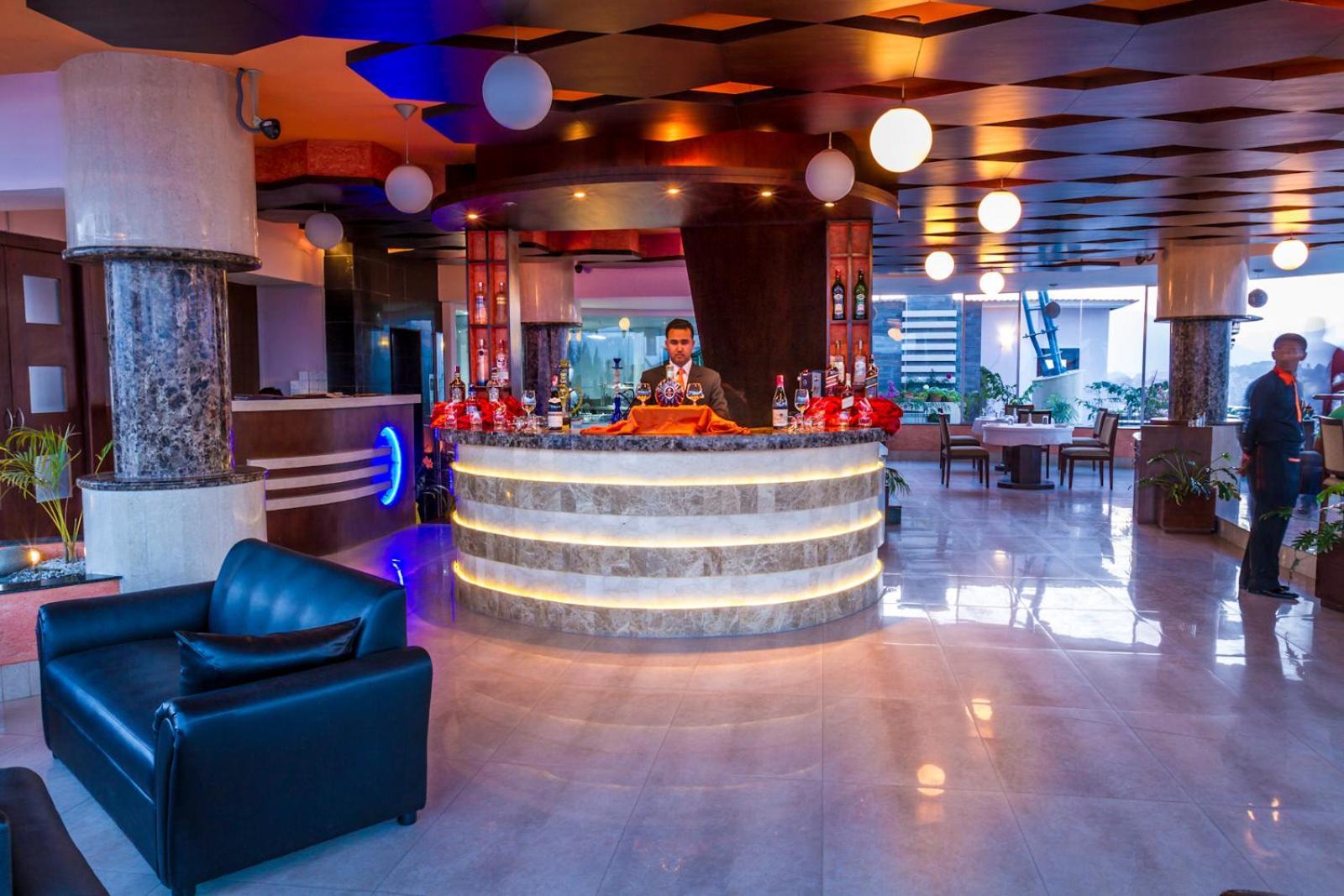 Airport Hotel Káthmándú Exteriér fotografie
